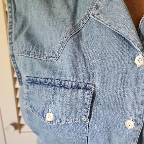 Bonjour Vintage Light Blue Denim Cut Out Cropped Vest - Picture 9 of 9